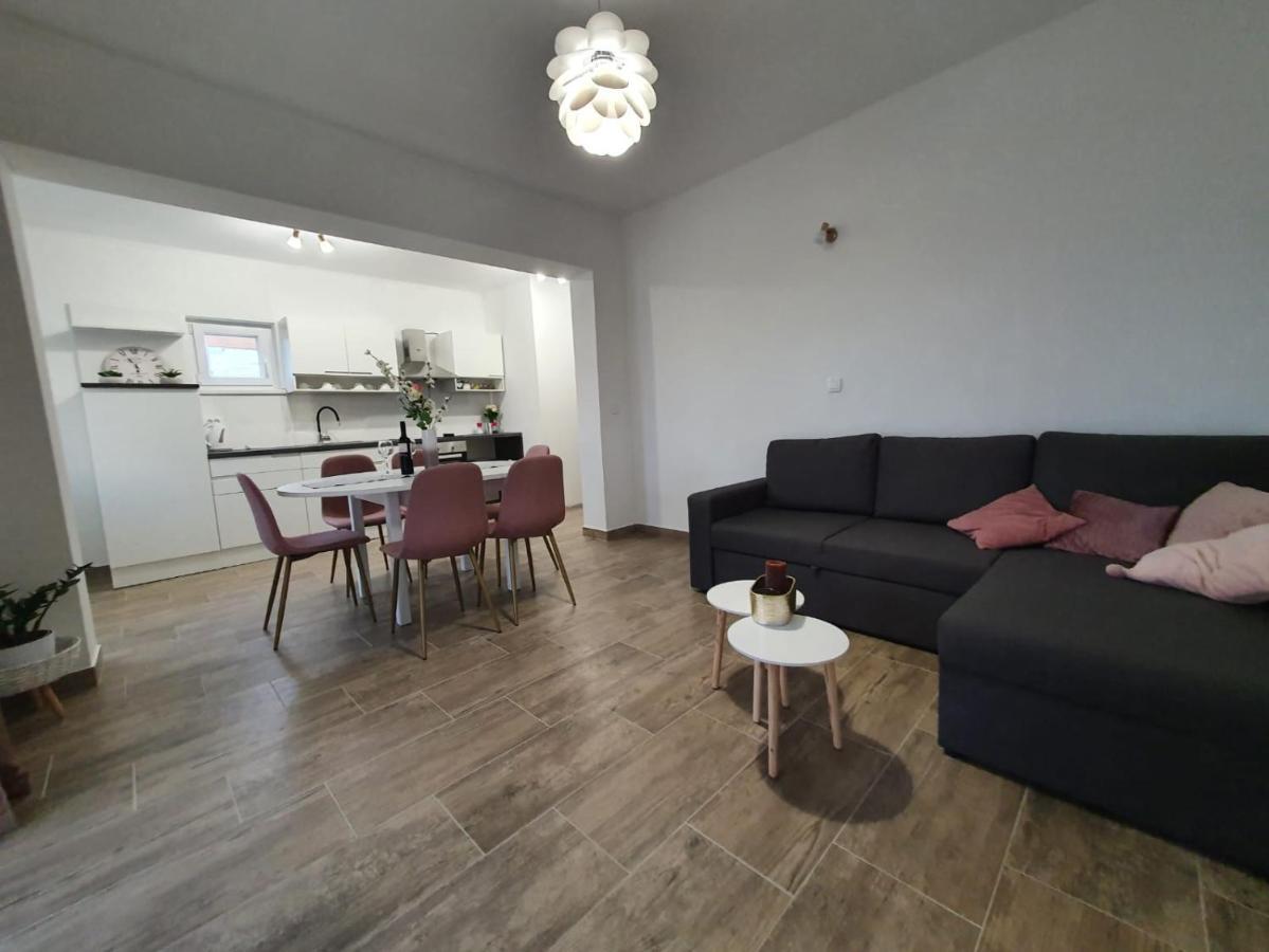 Apartment Skolj