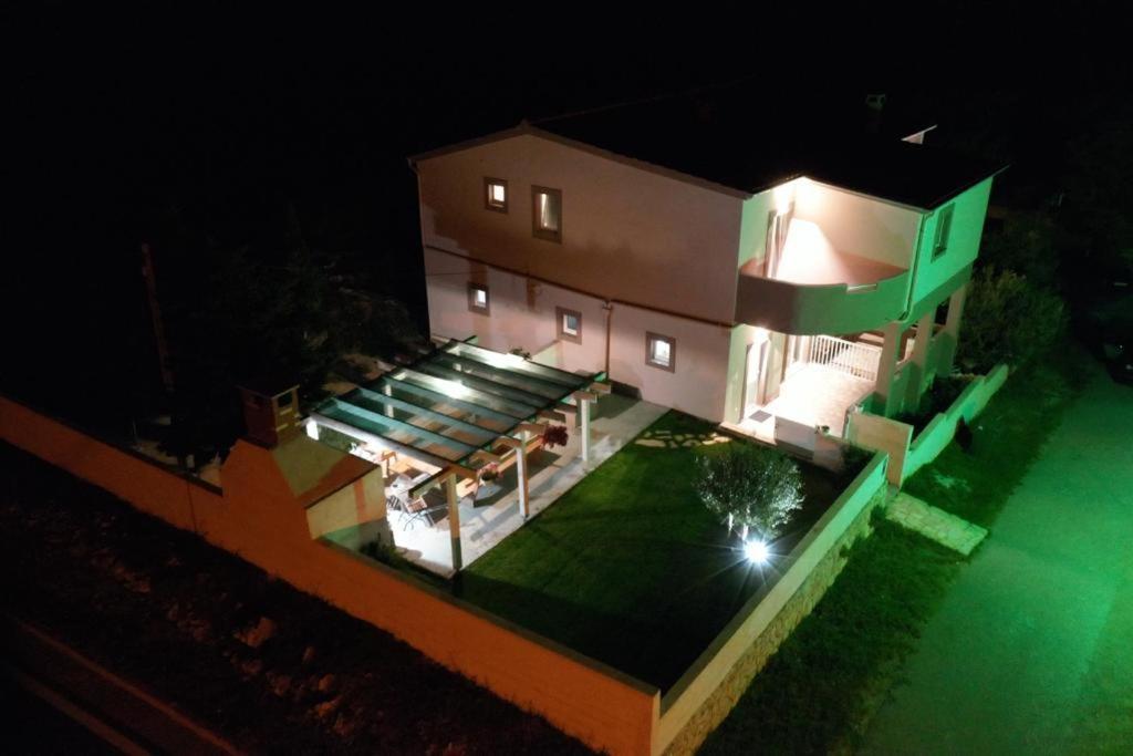Skolj Apartma *